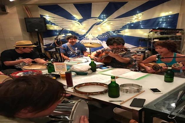 Consulado da Portela no Japão faz roda de samba em homenagem à Paulo da Portela