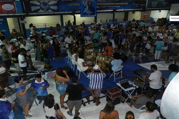 Portela de Asas Abertas dedicado às mulheres recebe grande público e tem tarde com muito samba e cultura