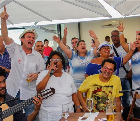 Portelenses participaram de roda de samba no Palácio 450, em Oswaldo Cruz