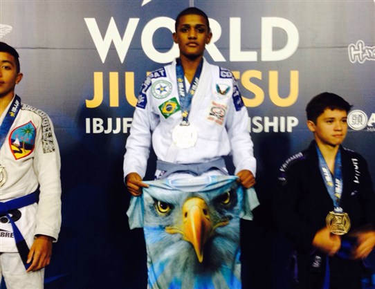 Atleta patrocinado pela Portela vence campeonato mundial nos EUA