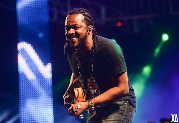 Velha Guarda da Portela recebe Xande de Pilares neste sábado