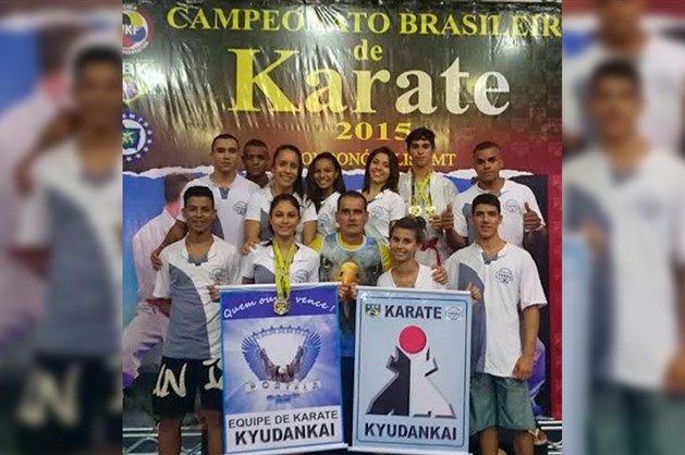 Quatro atletas patrocinados pela Portela garantem vaga no Pan de karate
