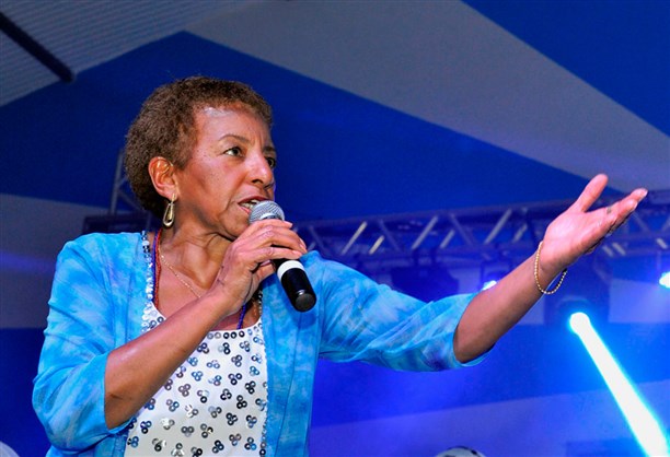 Cinco rodas de samba e feira gastronômica vão movimentar a Portela neste domingo