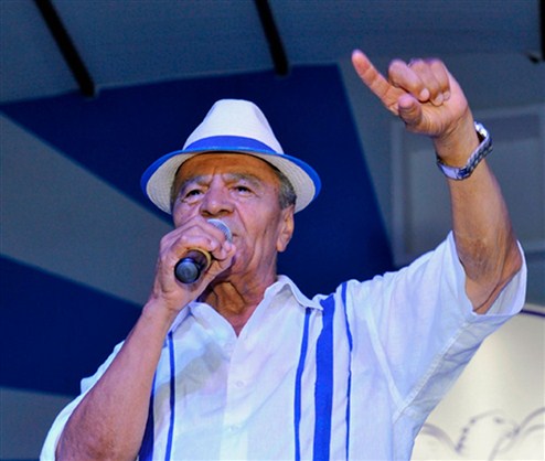 Monarco lança CD só de inéditas nesta quarta na quadra da Portela