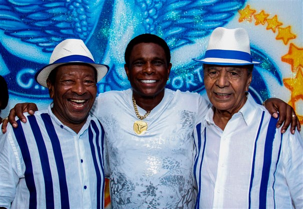 Homenagens e show de Neguinho marcaram o sábado