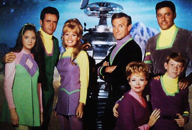 Paulo Barros procura  "Perdidos no Espaço"