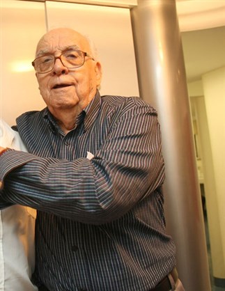 Morre Carlinhos Maracanã, ex-presidente da Portela e fundador da Liesa